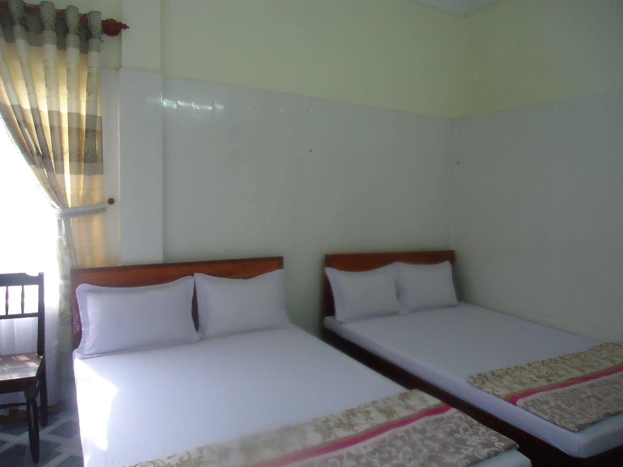 Anh Linh 1 Hotel 동허이 외부 사진