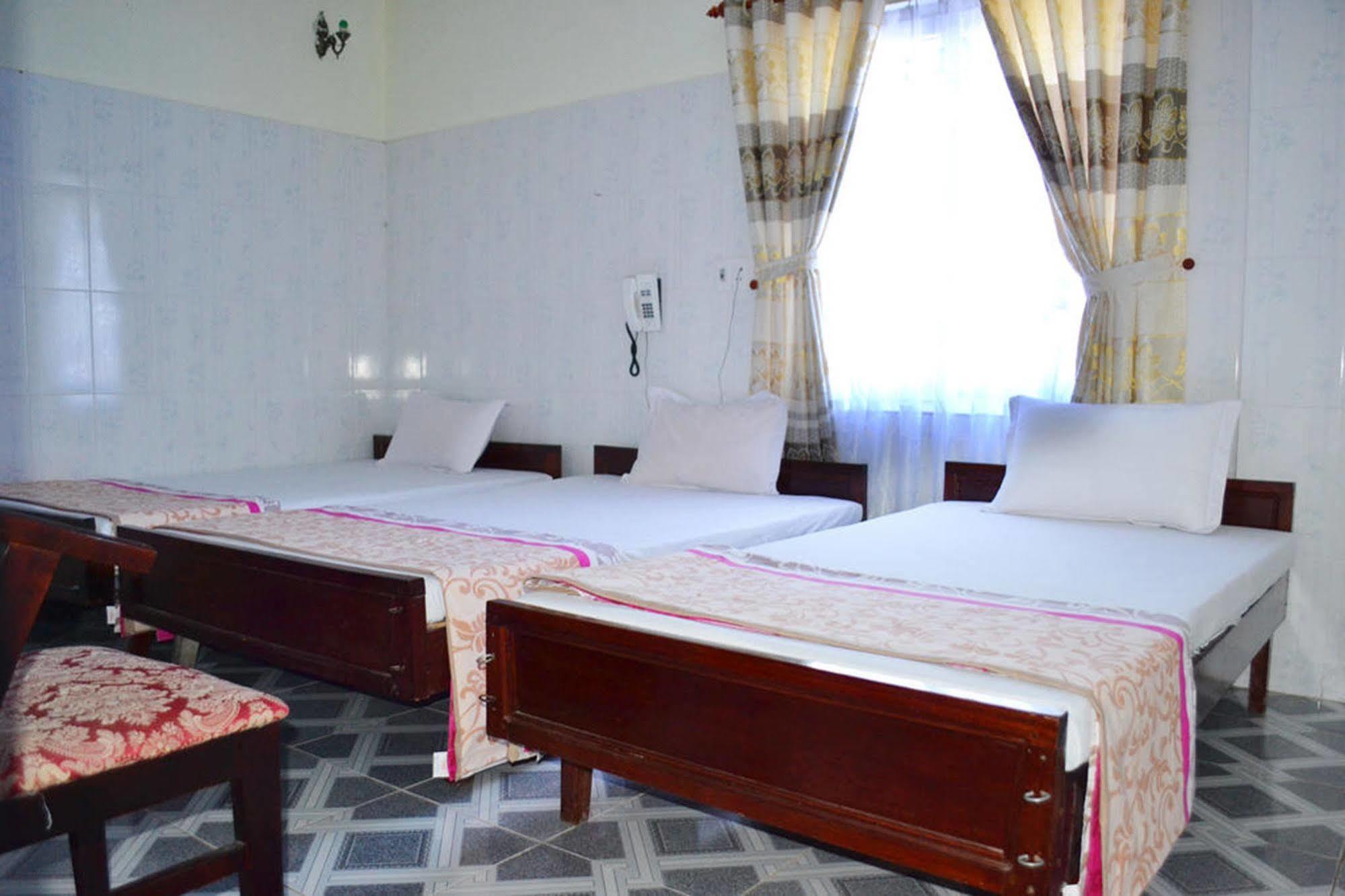 Anh Linh 1 Hotel 동허이 외부 사진