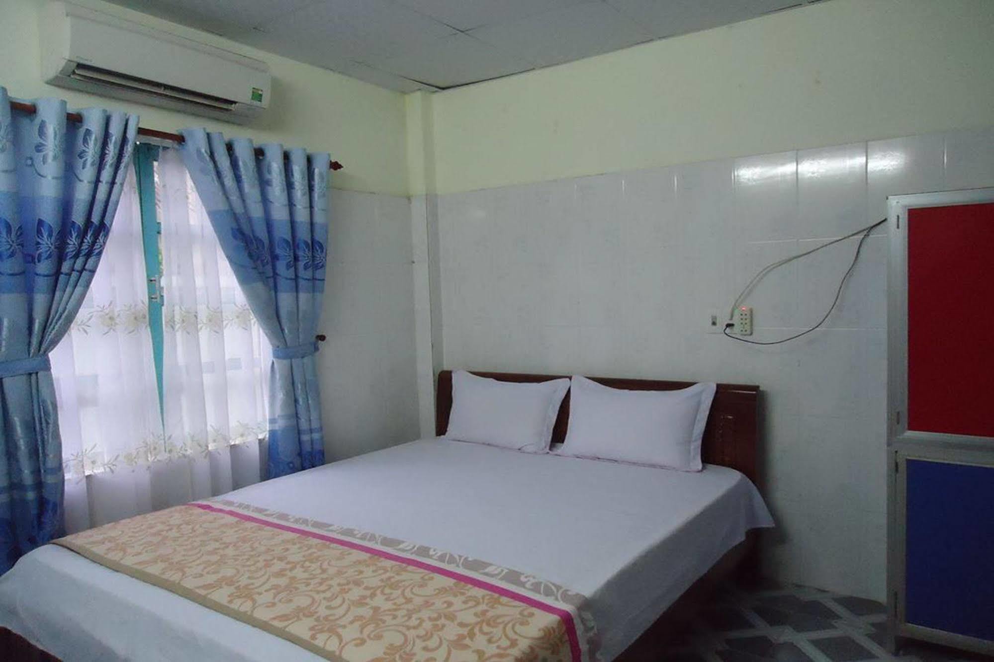 Anh Linh 1 Hotel 동허이 외부 사진