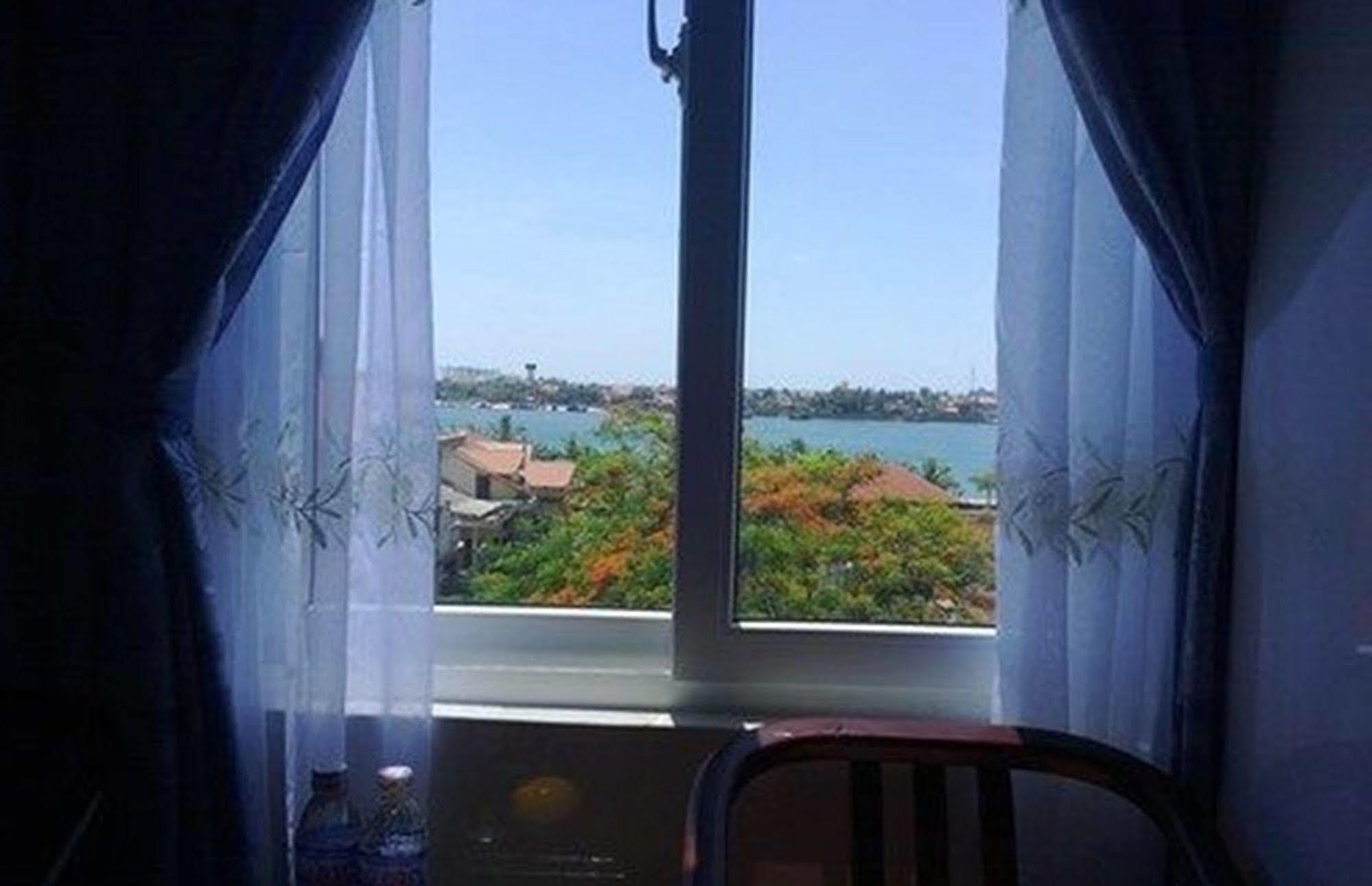 Anh Linh 1 Hotel 동허이 외부 사진
